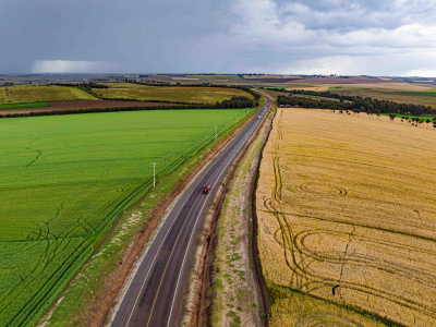 kenya-field-vince-pictures-via-pexels-ee1a8a58.jpg
